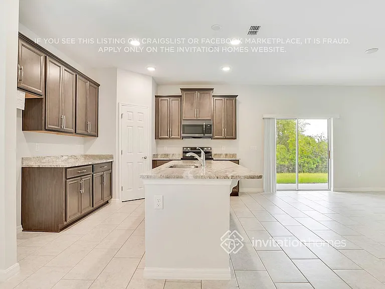 5625 Beggs Rd — Photo 7