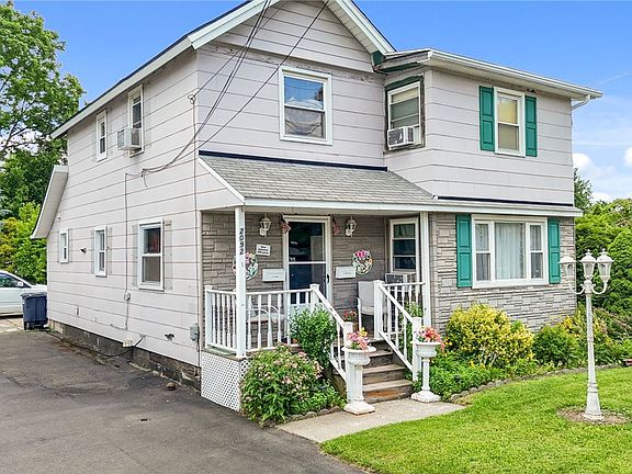 2nd image of 2096 College Ave