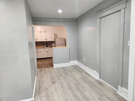 2nd image of 3636 Willett Ave