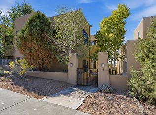 95 Avenida Frijoles, Santa Fe, NM 87507