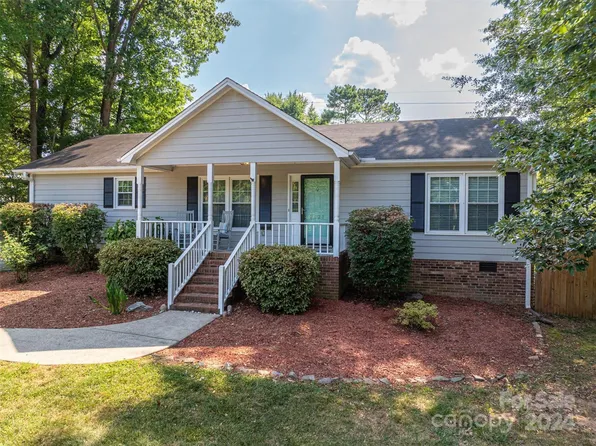 2121 Winterfield Dr, Gastonia, NC 28056