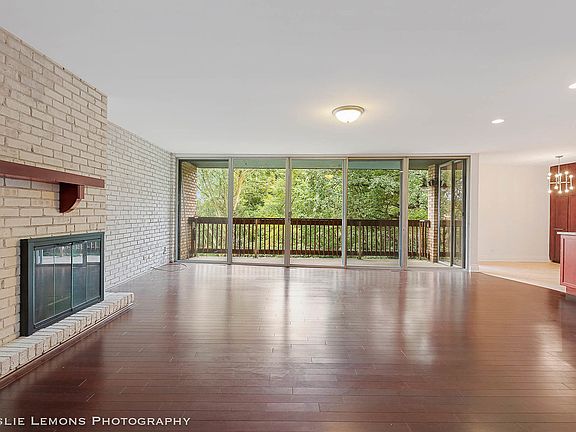 3rd image of 5700 Hillcrest Ln APT 3K