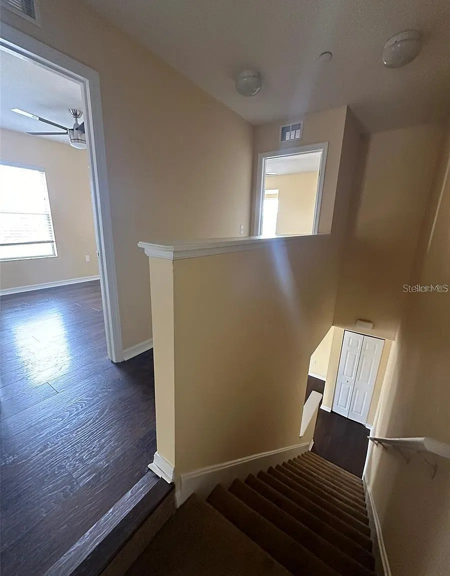 3 bed, 1620 sqft, $2,200 — Photo 1