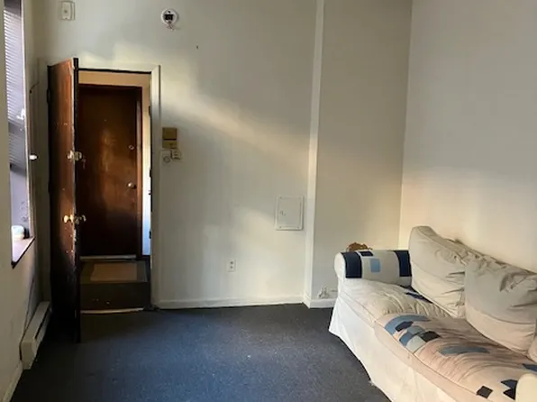 119 Christian St APT 3R, Philadelphia, PA 19147