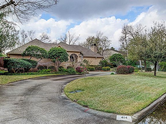 4th image of 414 Lakeside Estates Dr