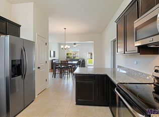 2658 Arceneaux Ave, Zachary, LA 70791