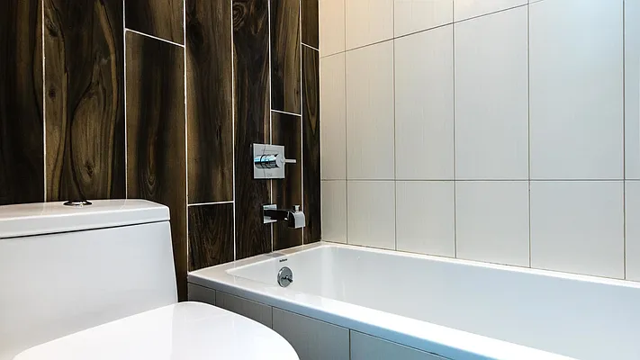 Rented by Nooklyn NYC LLC | media 18