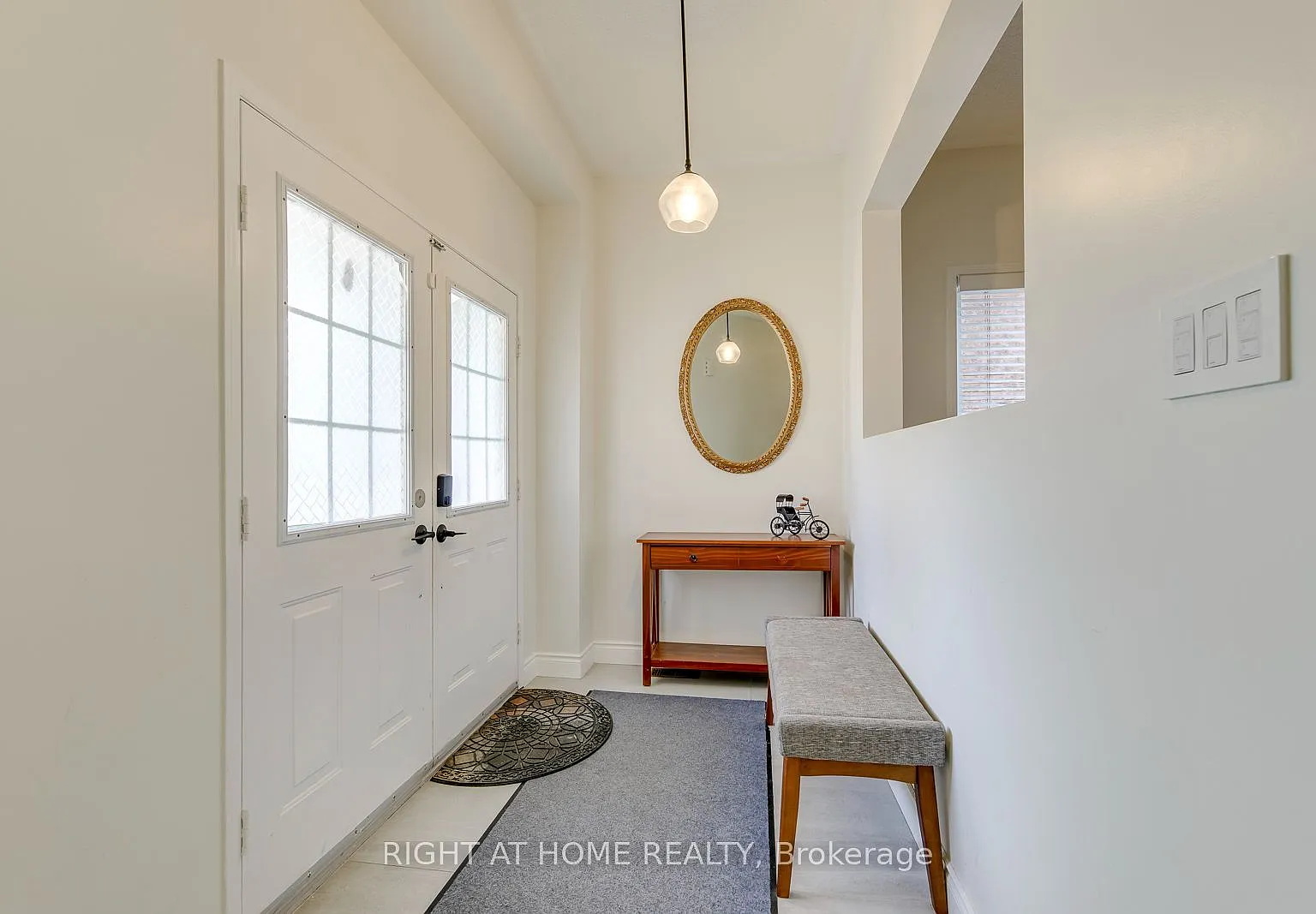 4 bed, $5,000 — Photo 3