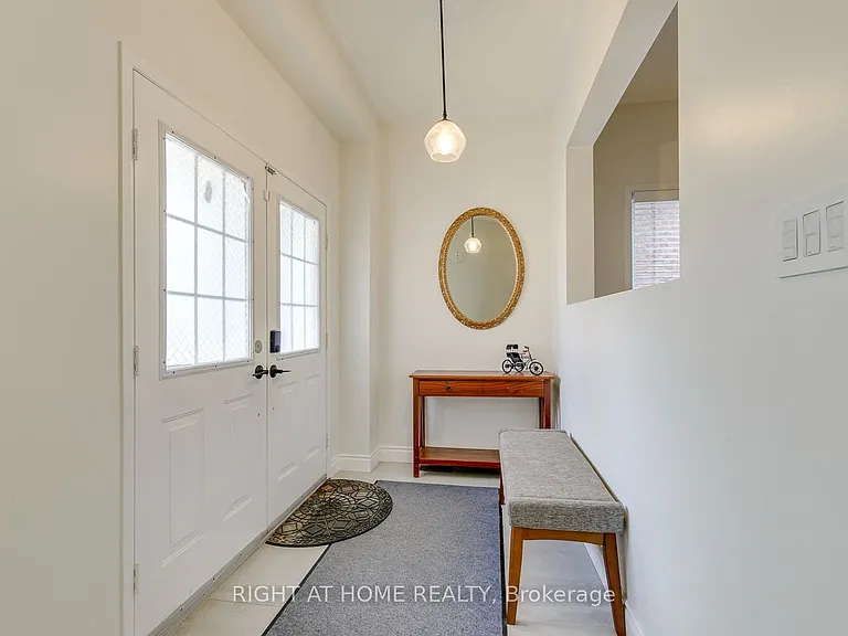2244 Overfield Rd — Photo 3