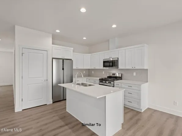 657 N Galbraith Loop, Post Falls, ID 83854