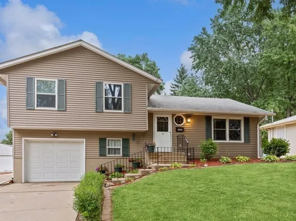 1336 Calumet Ave, West Saint Paul, MN 55118