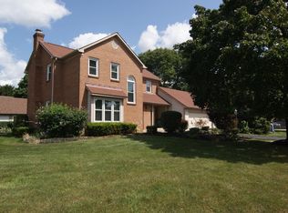 6885 Gullway Bay Dr, Dublin, OH 43017