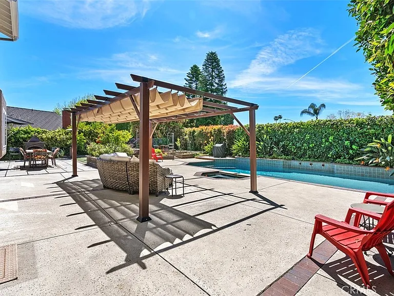 25732 Weston Dr — Photo 33