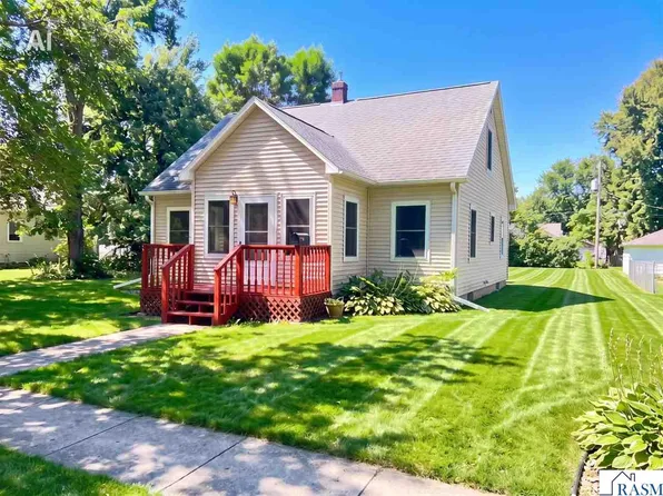 514 S Broadway, Wells, MN 56097