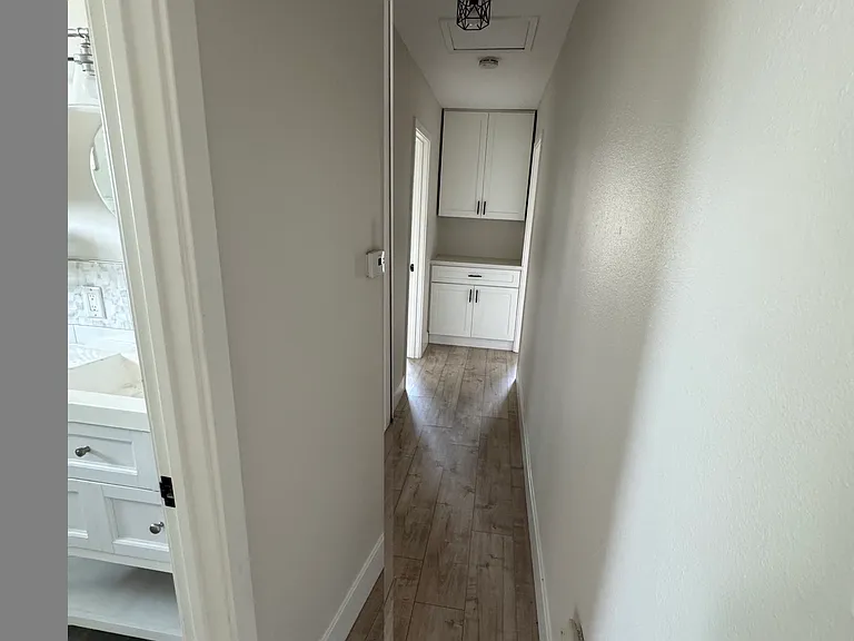 14332 Valeda Dr — Photo 7