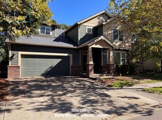 1145 Ludgate Dr, Eugene, OR 97402