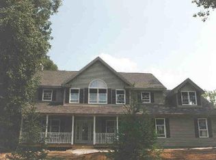 2 Docs Pl, New Milford, CT 06776