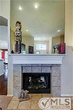 5th image of 608 Delores Dr