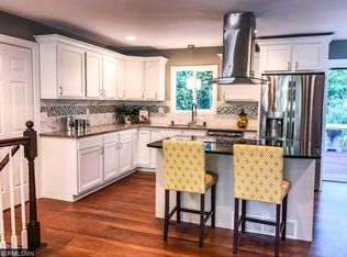 230 Mission Cir, Bloomington, MN 55420