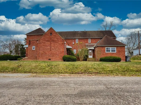 227 S 5th St, Byesville, OH 43723