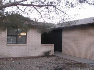 10658 Islerock Dr, El Paso, TX 79935