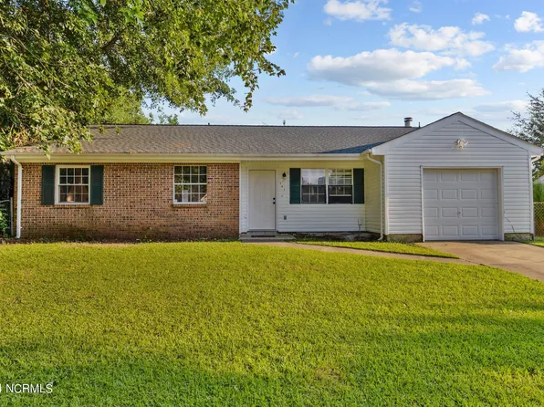 107 Loblolly Court, Jacksonville, NC 28540