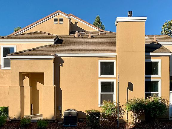 3rd image of 6989 Rodling Dr Unit F