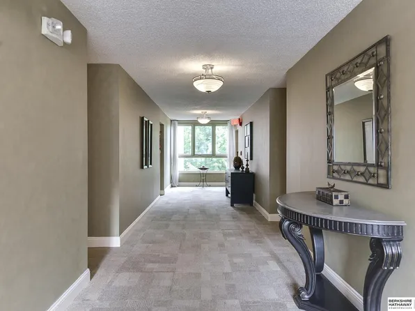 3003 Paddock Rd APT 413, Omaha, NE 68124