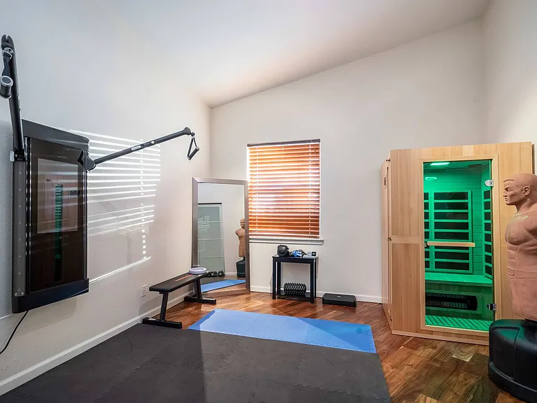 Gym w/ Infrared Sauna