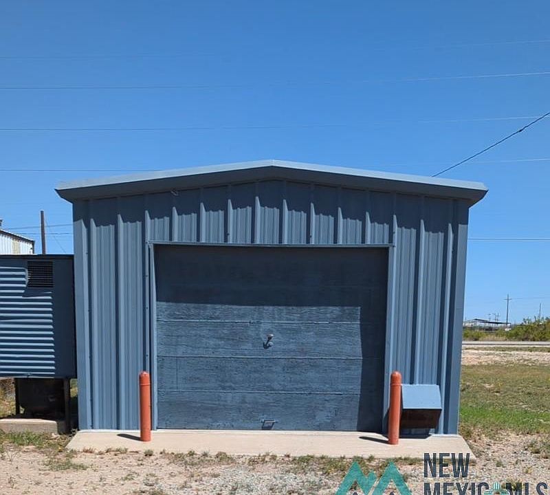 1st image of 4121 W Bender Blvd