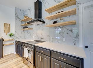 9902 Scenic Bluff Dr, Austin, TX 78733