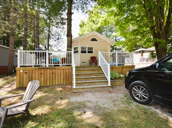 1082 Shamrock Marina Rd #62, Gravenhurst, ON P0E 1N0