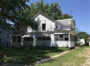 210 Spring St, Calamus, IA 52729