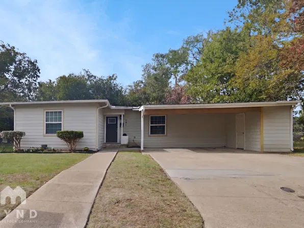 601 Floyd St, Waxahachie, TX 75165