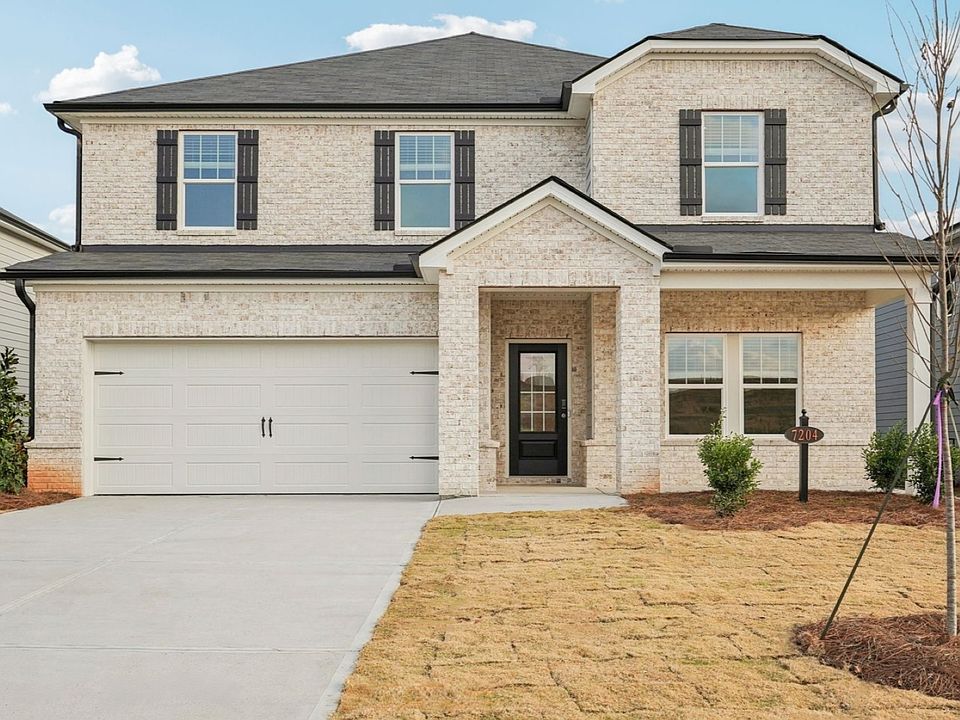 The Chatham floorplan with Elevation N modeled at Harmony Manor.