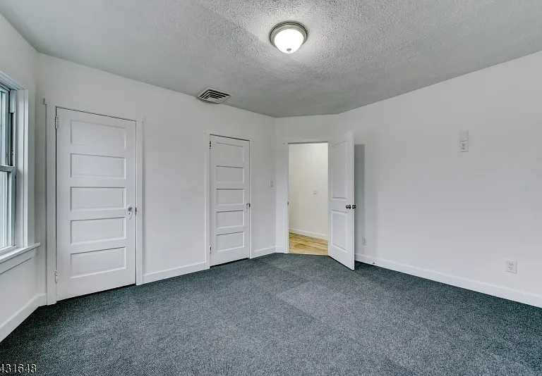 40 Grove St — Photo 37