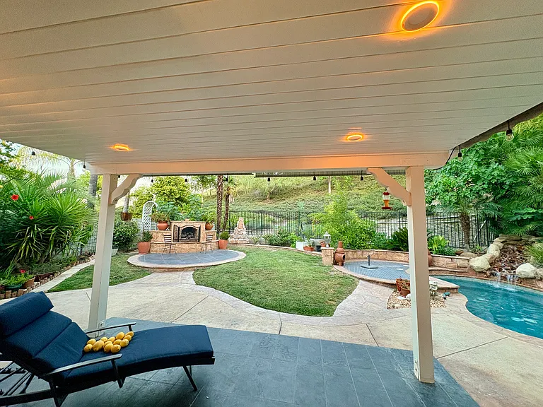 covered patio