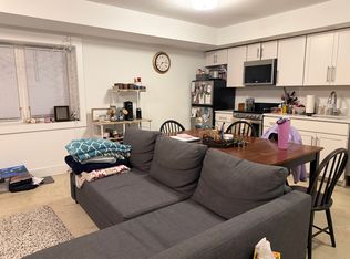 605 N Irving St #7, Arlington, VA 22201
