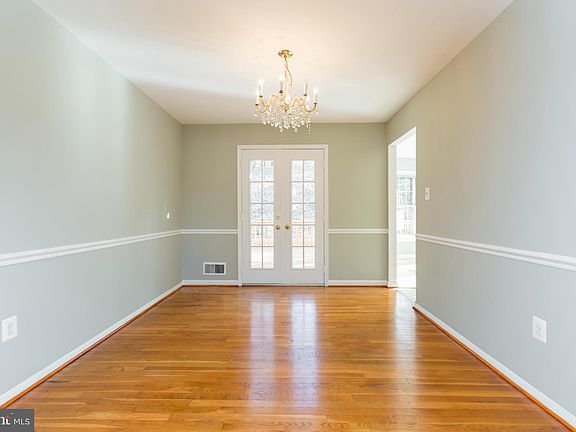 5th image of 12217 Harbor Dr