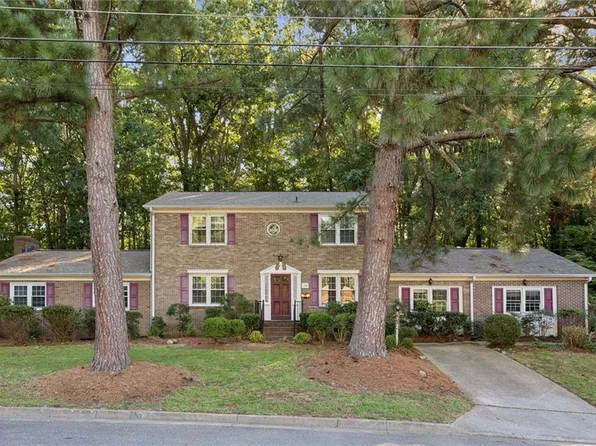 206 Massell Ct, Newport News, VA 23606