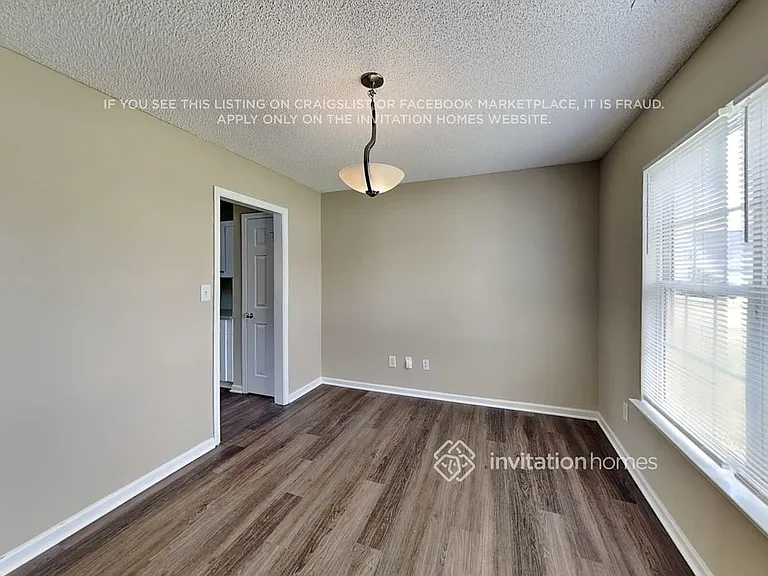 171 Golding Dr — Photo 7