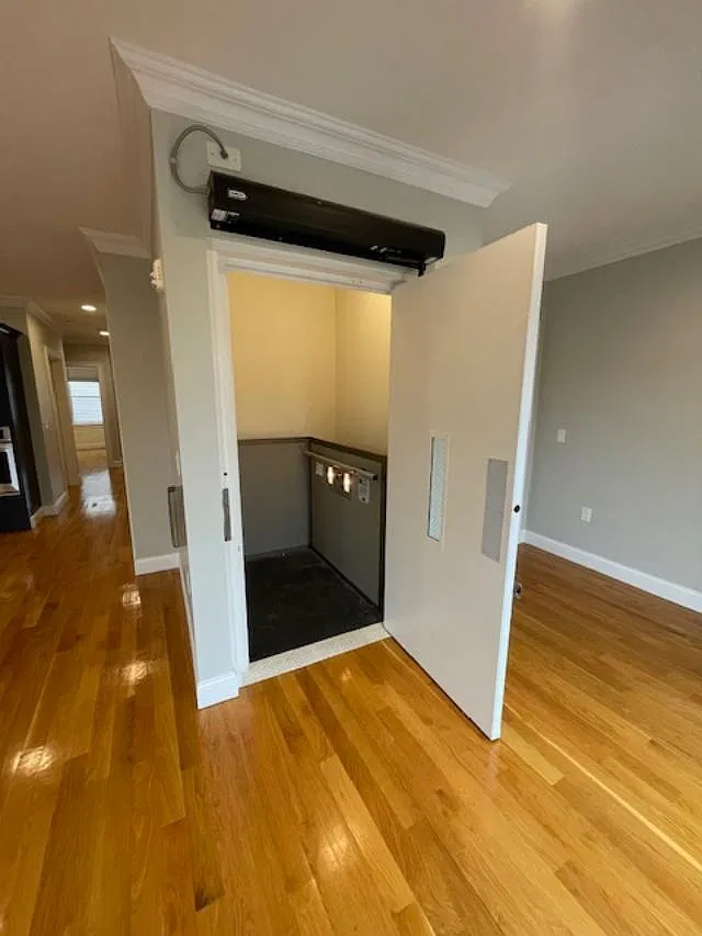 1664 Dorchester Ave — Photo 4
