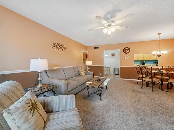 5th image of 801 Sky Pine Way APT C2