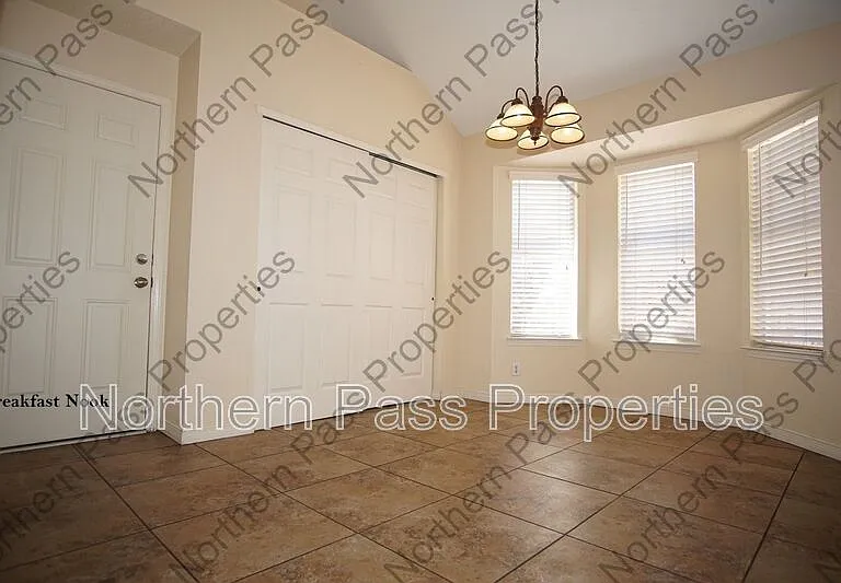 2045 Pueblo Nuevo Cir — Photo 9