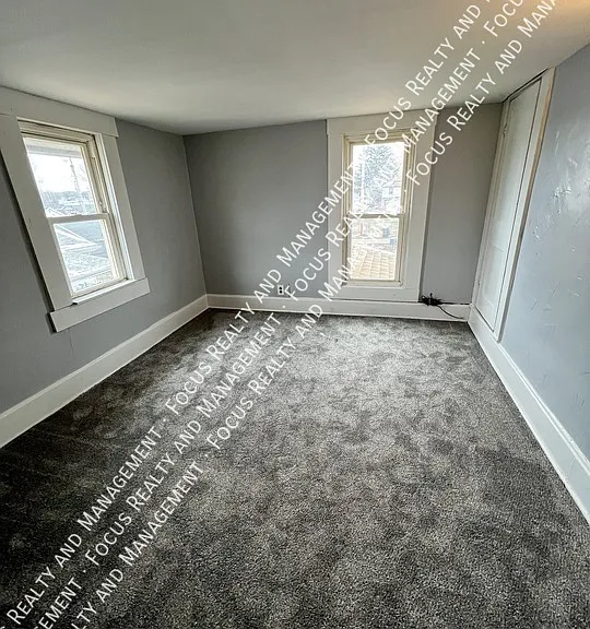 124 Sherman Ave — Photo 5