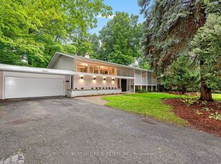 1847 Will Scarlett Dr, Mississauga, ON L5K 1J6