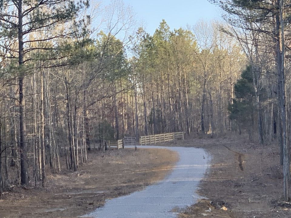 1st image of 3 Summertown Hwy