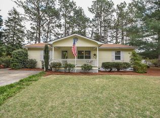 205 Rowe Ave, Aberdeen, NC 28315