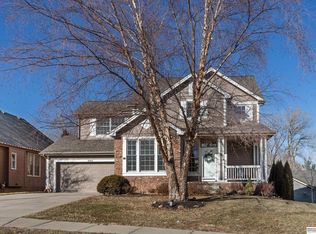 18404 Emile Cir, Elkhorn, NE 68022