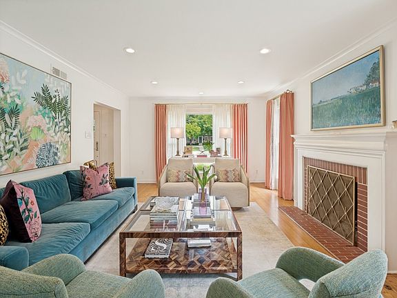 2nd image of 5414 W University Blvd